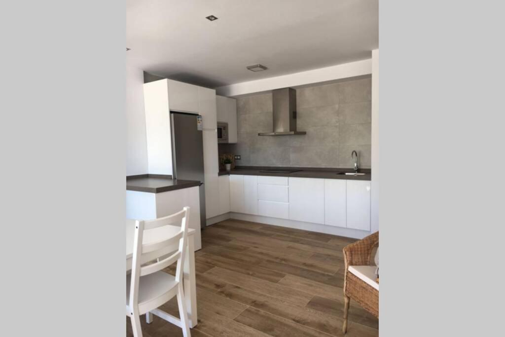 Apartamento A Estrenar En Un Lugar Emblematico Conil De La Frontera Exterior photo